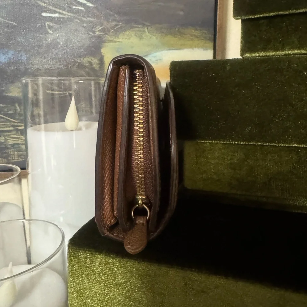 Coach Tan Leather Women's Wallet-EUC
